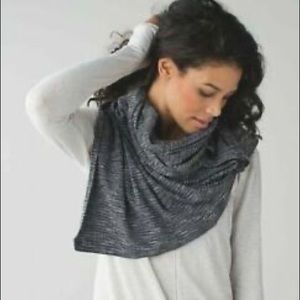 Lululemon Vinyasa Scarf